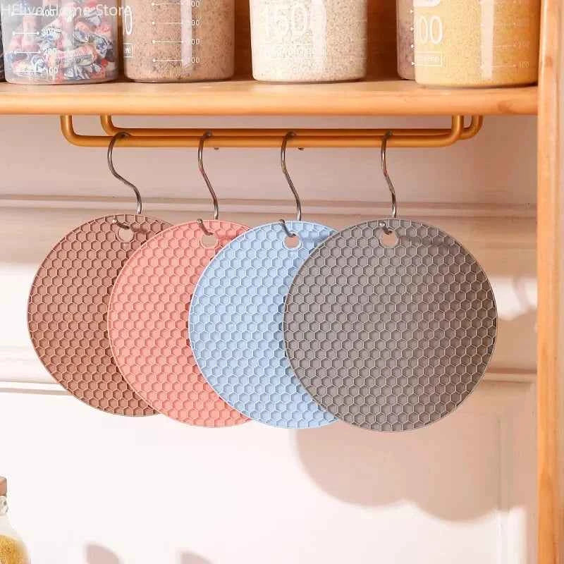 Multifunctional Silicone Table Mat - Round Anti-Slip Coaster & Pot Holder for Kitchen
