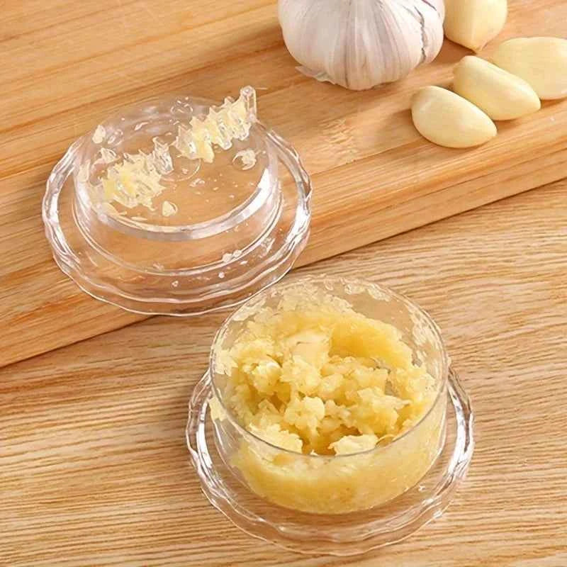 Twist Garlic & Ginger Crusher - close-up detail and material