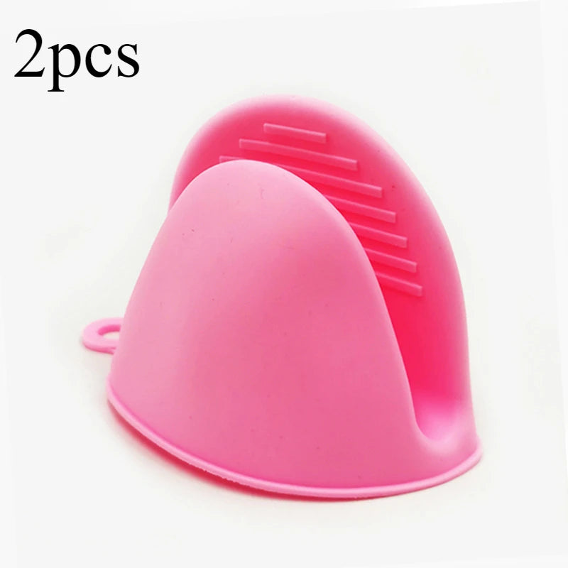 2-Piece Silicone Oven Mitt Clips – practical home and kitchen gadget