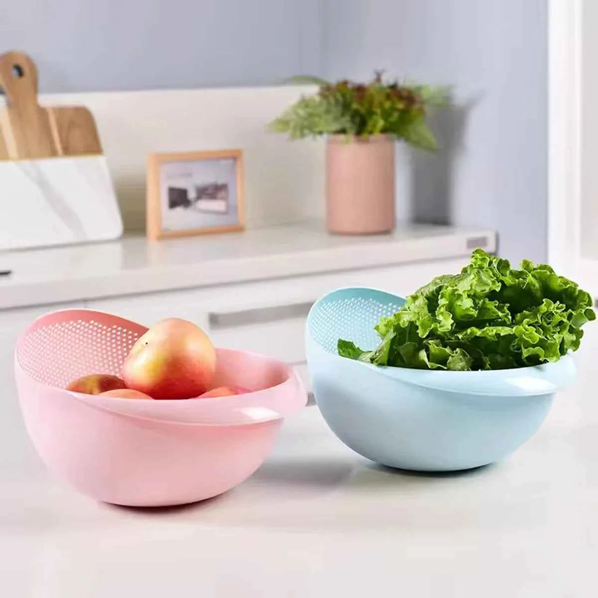 Silicone Colander Bowl with Handle - lifestyle use in small kitchen or home